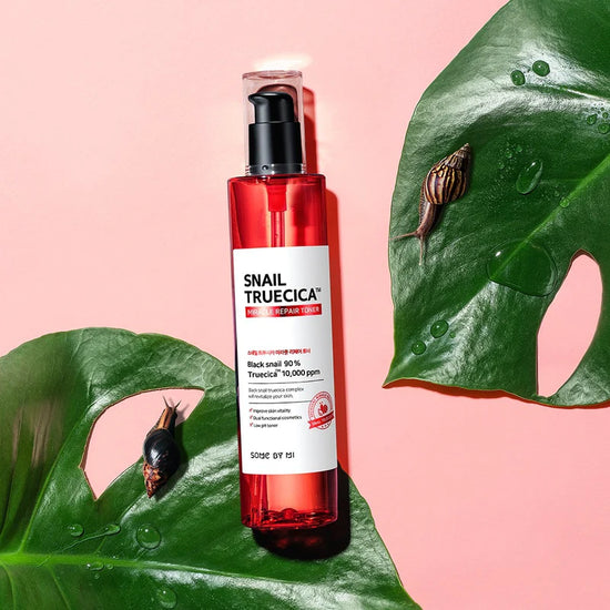 The Snail Truecica Miracle Repair Toner contains 91% snail truecica to repair damaged skin. It enhances damaged skin to repair itself with mucin from the black snail, which has a strong vitality ans has the ability to survive for up to 6 months without internal nutrients whilst hibernating. Ideal for sensitive or damaged skin. 